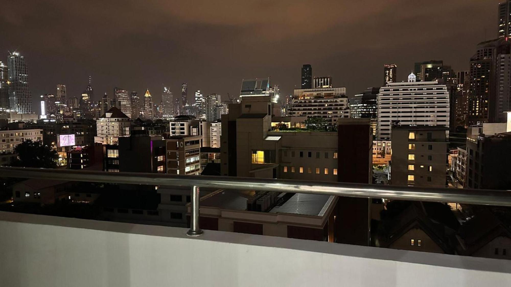 Omni Tower Sukhumvit Nana Direct Hotel Bangkok Ngoại thất bức ảnh