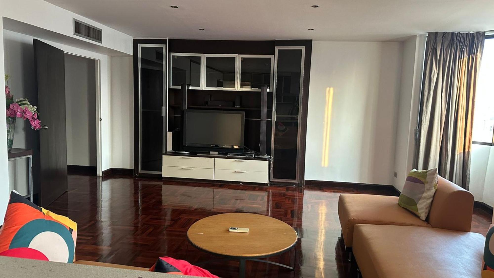 Omni Tower Sukhumvit Nana Direct Hotel Bangkok Ngoại thất bức ảnh