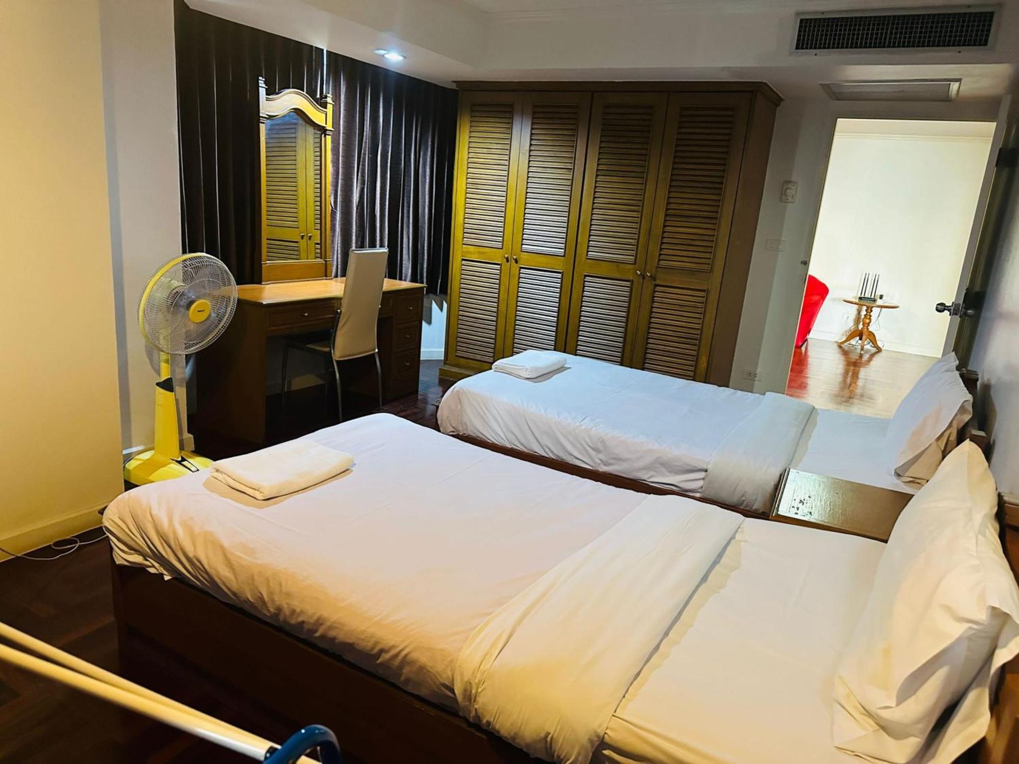 Omni Tower Sukhumvit Nana Direct Hotel Bangkok Ngoại thất bức ảnh