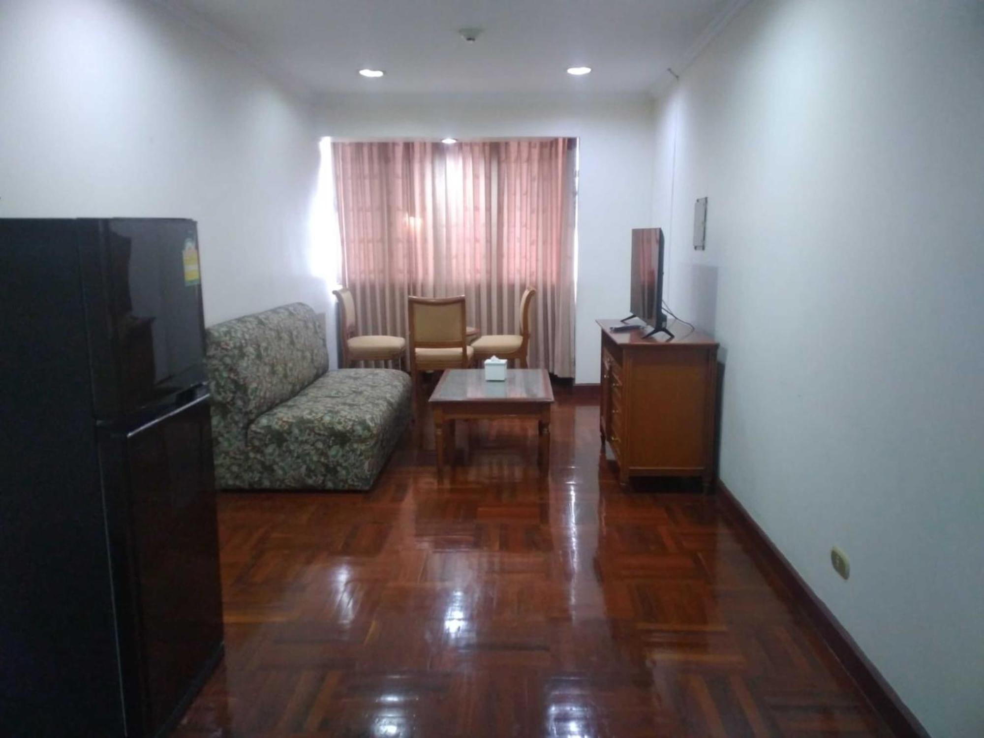 Omni Tower Sukhumvit Nana Direct Hotel Bangkok Ngoại thất bức ảnh
