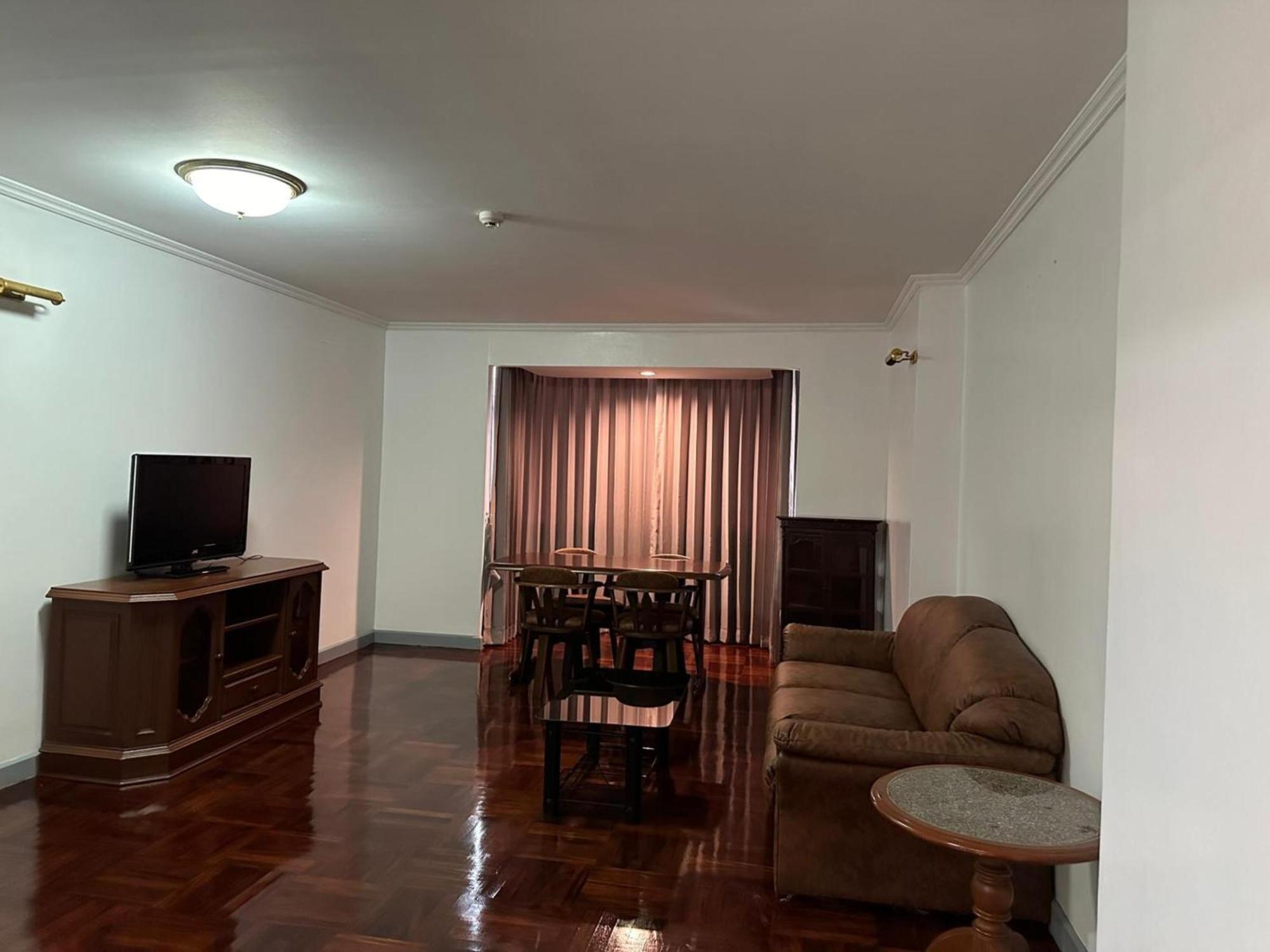 Omni Tower Sukhumvit Nana Direct Hotel Bangkok Ngoại thất bức ảnh