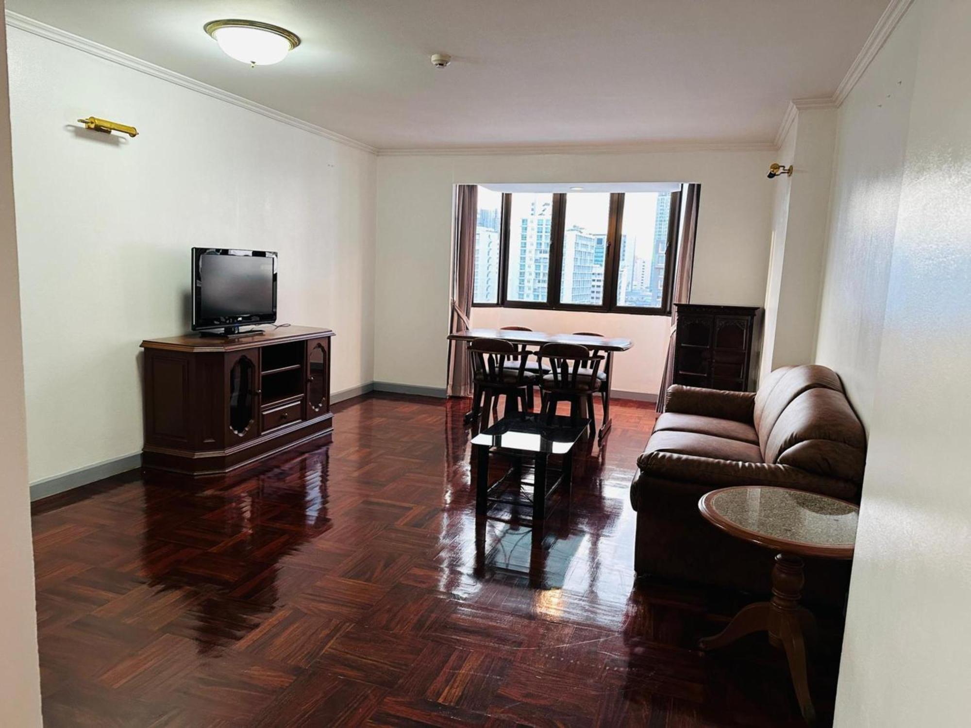 Omni Tower Sukhumvit Nana Direct Hotel Bangkok Ngoại thất bức ảnh