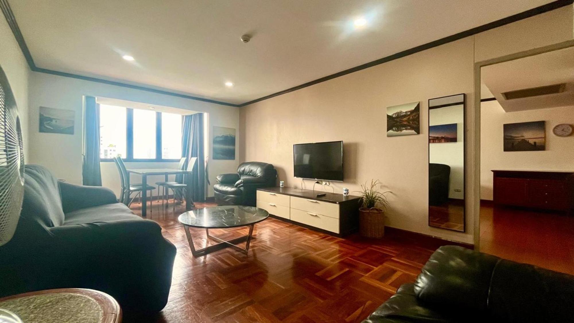 Omni Tower Sukhumvit Nana Direct Hotel Bangkok Ngoại thất bức ảnh