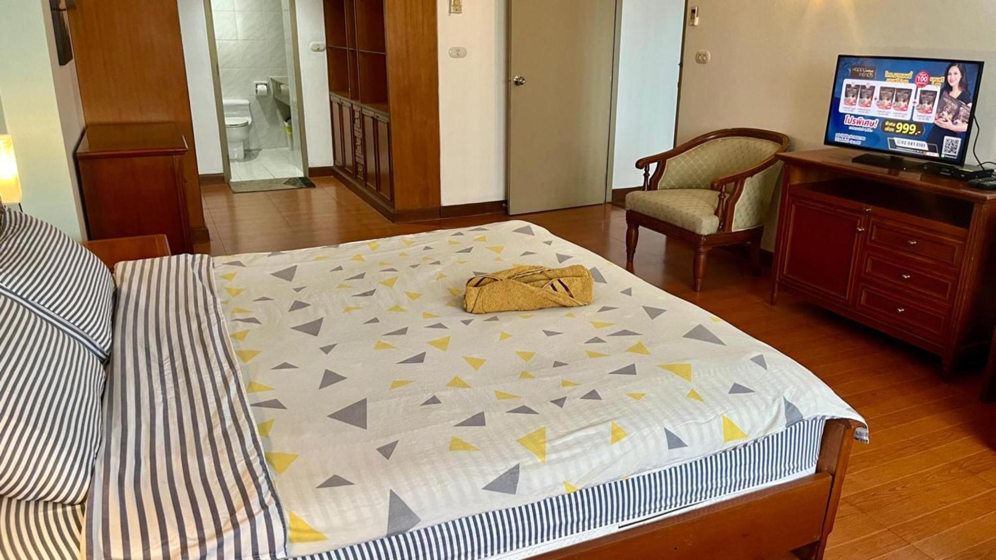 Omni Tower Sukhumvit Nana Direct Hotel Bangkok Ngoại thất bức ảnh